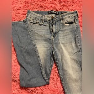 hollister light blue skinny jeans 👖